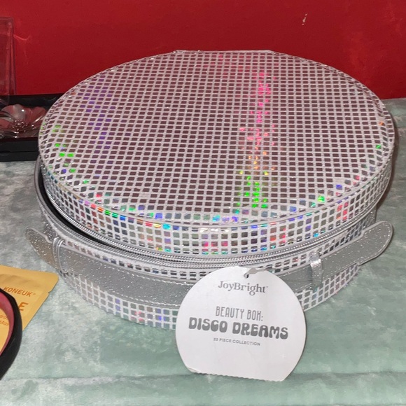 JoyBright Cosmetic Makeup Palette Set in Silver Case - Blue, Pink, Brown Shades - Picture 3 of 9